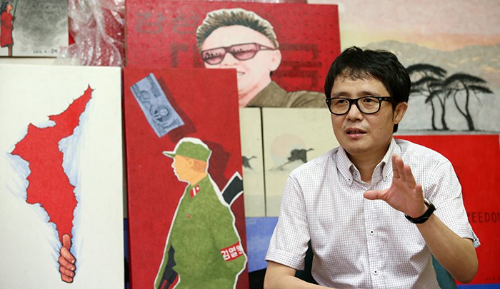 After defecting from the North, Song Byeok now paints about North Korea. Song says he has realized what is freedom after being able to paint his own ideas. 
