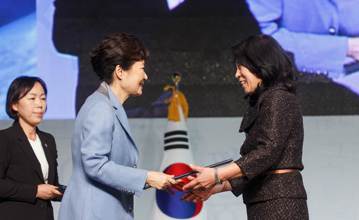 President_Park_Overseas_Koreans_03.jpg