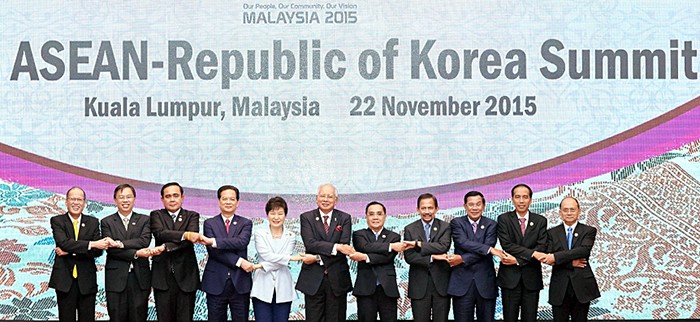 Korea_ASEAN_Summit_20151122_01.jpg