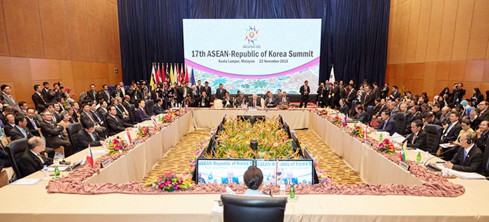Korea_ASEAN_Summit_20151122_03.jpg
