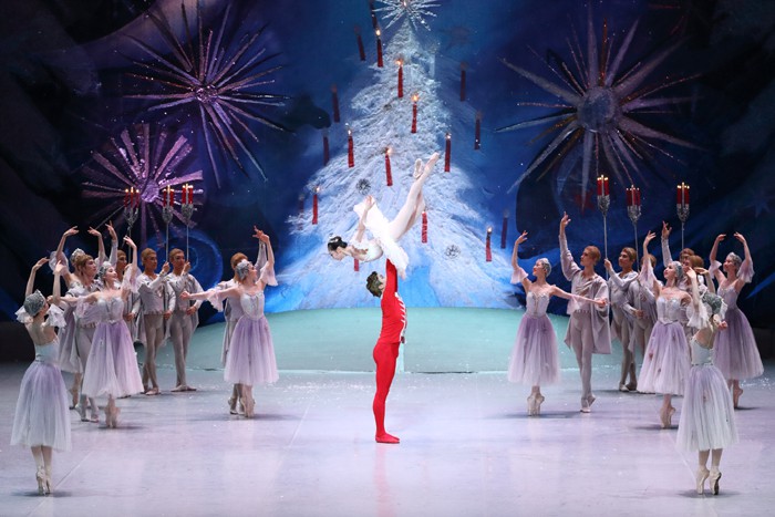 National_Ballet_Nut_Cracker_2015_01.jpg