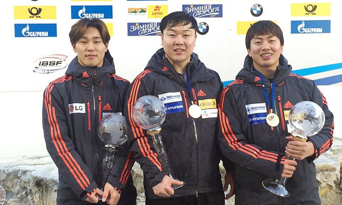 Korean bobsledders finished the 2015-2016 season with their best-ever result. The bobsled pair Won Yun-jong and Seo Young-woo (center and right) pose with skeleton racer Yun Sung-bin (left).