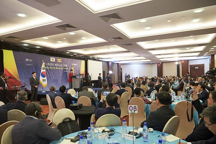 160529_koreaugandabusforum_art4.jpg
