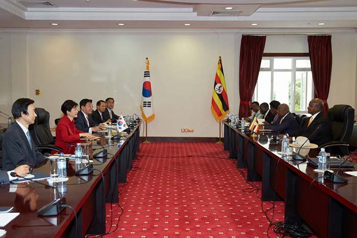 20160530_MOUs_03.jpg
