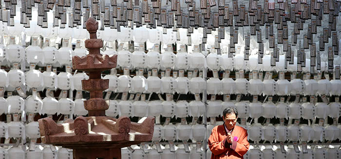 Buddha_Birthday_Ceremony_0514_07.jpg