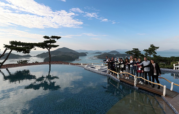 Tongyeong_Tour_Honorary_Reporters_04.jpg
