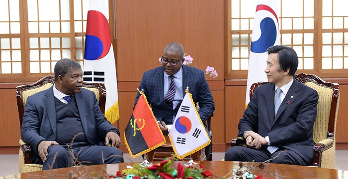161222_koreaangola_art2.jpg
