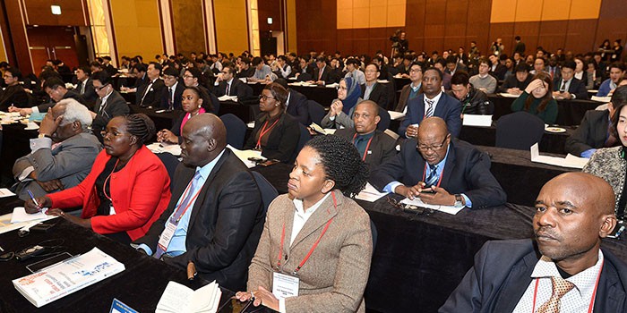 Korea_Africa_Industry_Cooperation_Forum_1215_02.jpg