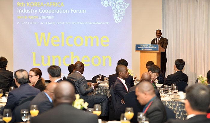 Korea_Africa_Industry_Cooperation_Forum_1215_04.jpg
