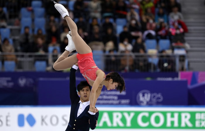 China_Pairs_Free_Skating_02.jpg