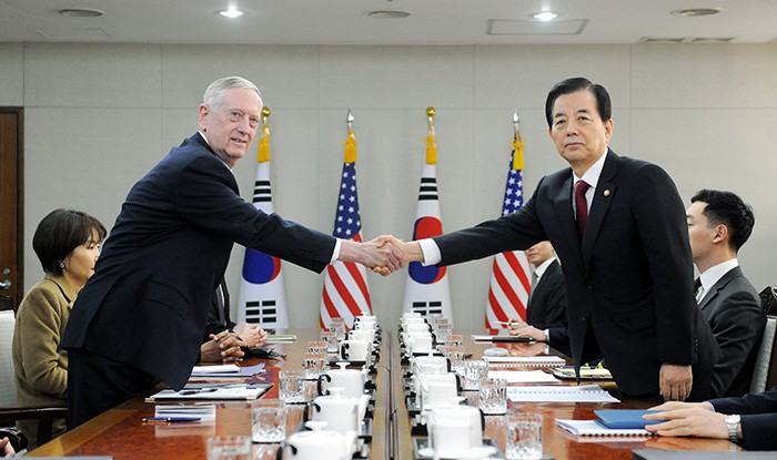 U.S. Secretary of Defense James Mattis (left) and Minister of National Defense Han Minkoo pose for a photo prior to the Korea-U.S. defense officials' meeting in Seoul on Feb. 3.