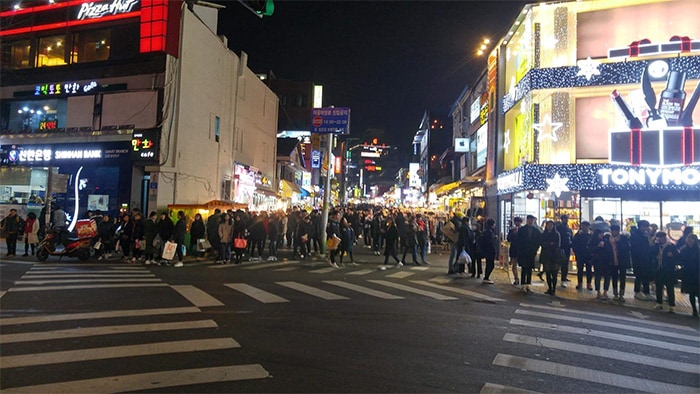 170303_hongdae1_in.jpg