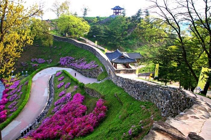 The Gongsanseong Fortress is a historic site in Gongju, Chungcheongnam-do Province, that was added to the UNESCO World Heritage list in July 2015.