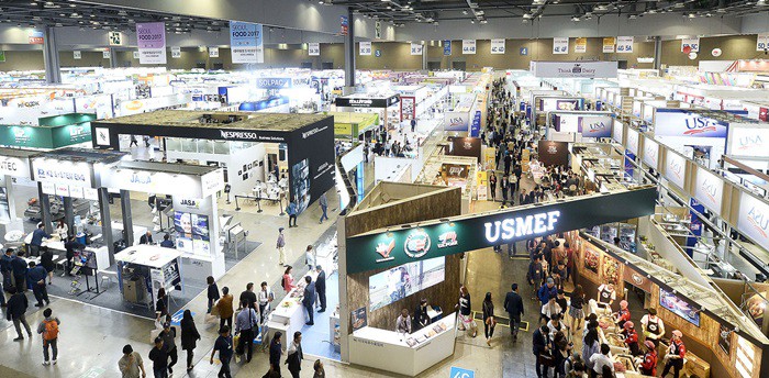 Seoul Food 2017, an international food industry exhibition where 1,382 food companies from 39 countries gather to show off their wares, takes place at the KINTEX convention center in Ilsan in Goyang-si, Gyeonggi-do Province, from May 16 to 19. (Korea Trade-Investment Promotion Agency)