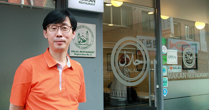 AbuBakr Oh, owner of the halal-certified Korean food restaurant Makan, has been adding new halal Korean dishes to his menu.