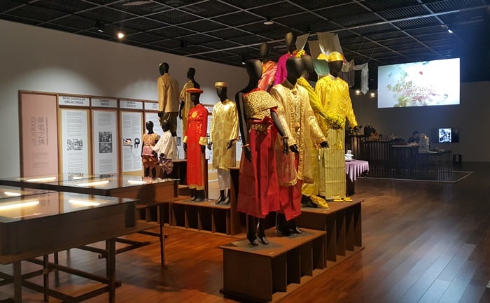 Traditional wedding garments from Southeast Asia are on display at the ASEAN Culture House, which opened in Busan on Sept. 1. (ASEAN Culture House)