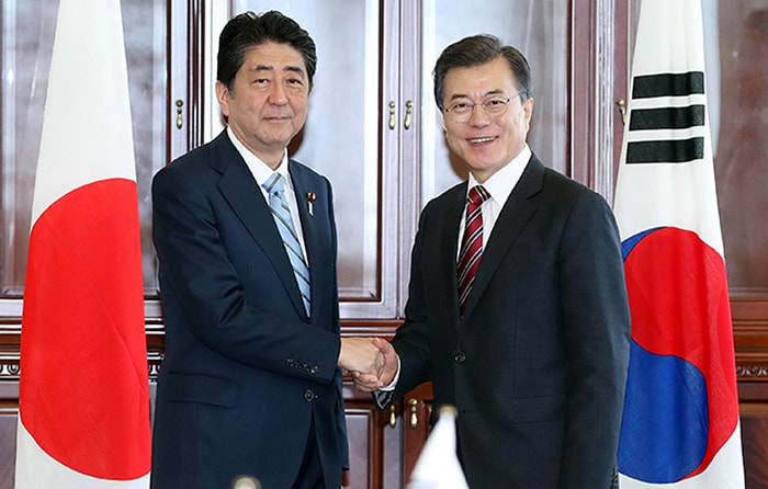Korea_Japan_Summit_170907_article_02.jpg