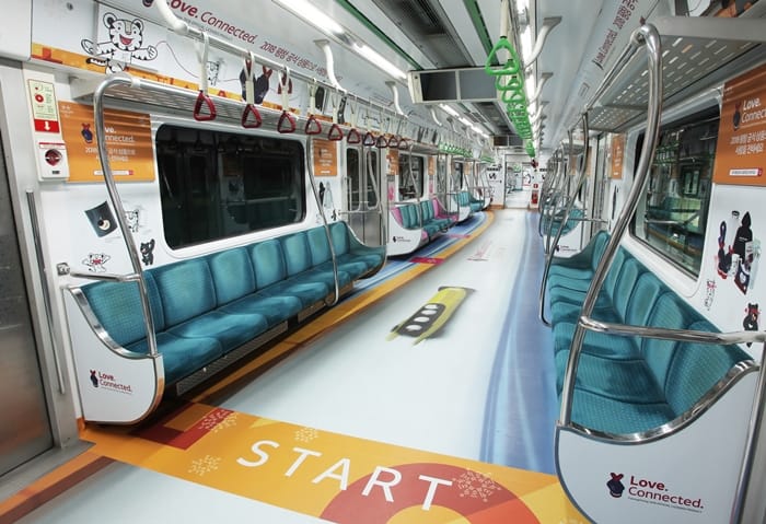 A PyeongChang Winter Olympics-themed subway car operates along subway line No. 2 six times a day until Jan. 23. (PyeongChang Olympic Organizing Committee)