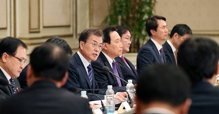 171227_President_Economy_meeting_02.jpg