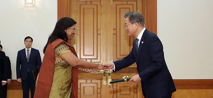 New_Ambassadors_Korea_0201_01.jpg
