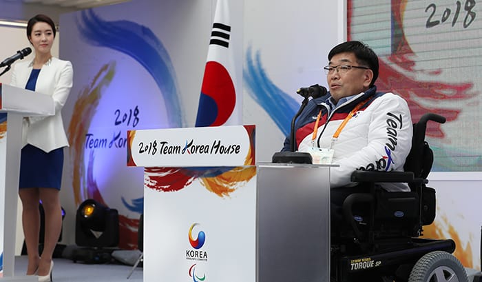 Korea Paralympic Committee President Lee Myung-ho delivers his congratulatory address at Korea House during its opening ceremony at the Gangneung Olympic Park on March 10.