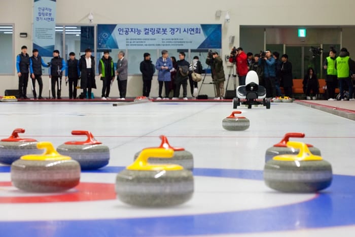 curlingrobot_in.JPG