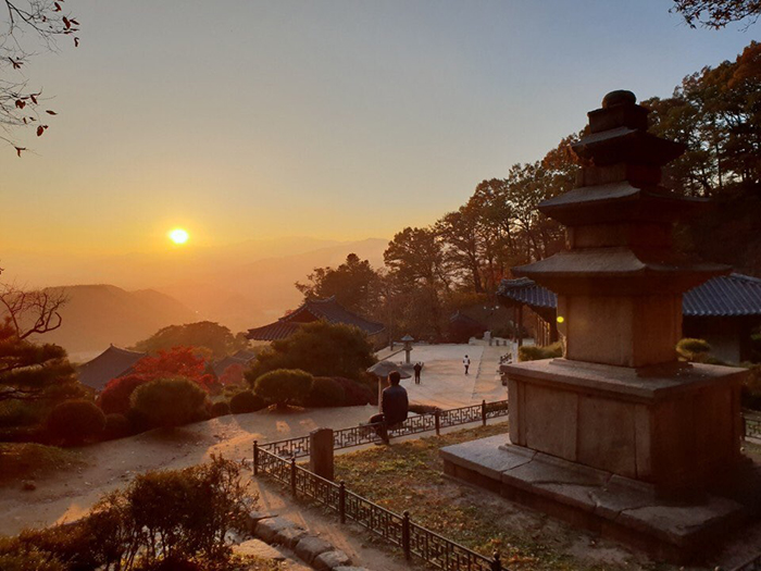 The Buddhist temple of Buseoksa at Sobaeksan National Park in Yeongju, Gyeongsangbuk-do Province, is a great yet relatively unknown sunset spot.