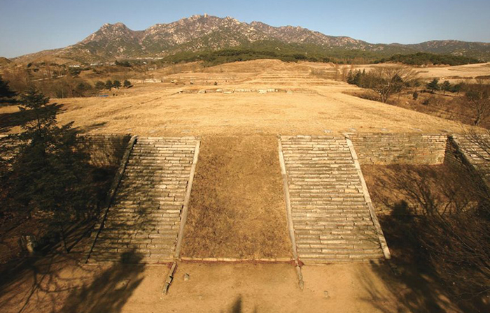 Manwoldae Palace in Gaeseong, North Korea, is where the joint excavation project is being conducted. (Cultural Heritage Administration)