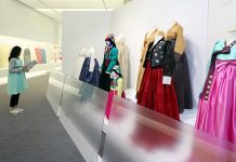 Hanbok_Exhibition_Cheongwadae_Sarangchae_Article_01.jpg