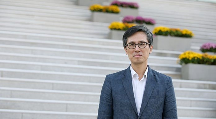 National_Hangeul_Museum_Director_Article_03.jpg