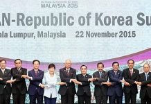 Korea_ASEAN_Summit_20151122_01.jpg