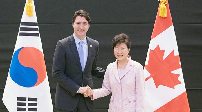 Korea_Canada_Summit_20151118_01.jpg
