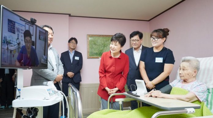 Gov’t to expand telemedicine services, healthcare insurance benefits remote_medical_L1.jpg