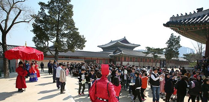 Gyeongbokgung_2016_1.jpg