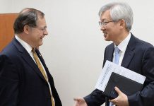 UK ambassador: ‘Brexit won’t affect Korea-UK trade’ 170414_koreaukbrexit_art1.jpg