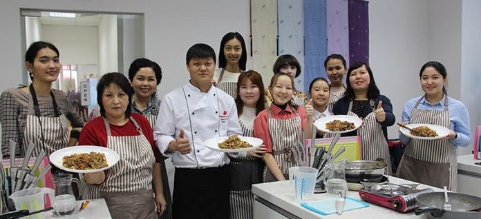 Our seven cooking difference 170615_Kazakhstan20cooking1_in.jpg