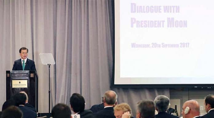 Now is the time to invest in Korea: president 170921_moondialogue_art3.jpg