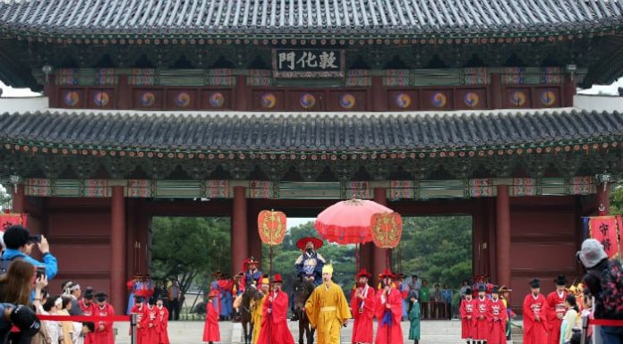 King_Jeongjo_Tomb_Parade_Article_05.jpg