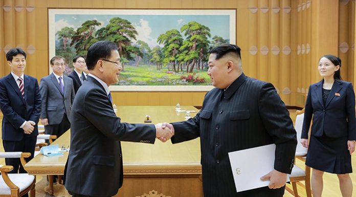 South, North Korea agree to hold 3rd summit in April 20180306_envoy20to20North20Korea_article201.jpg