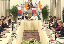 180711_presidentmoonindia_art1.jpg