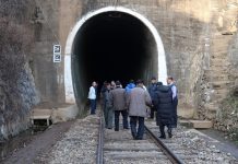 Two Koreas to soon begin joint survey of East Sea railway