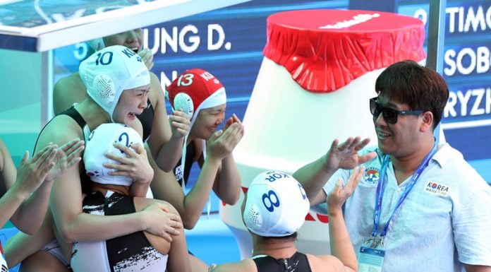 Women’s polo team scores Korea’s 1st goal in world tourney