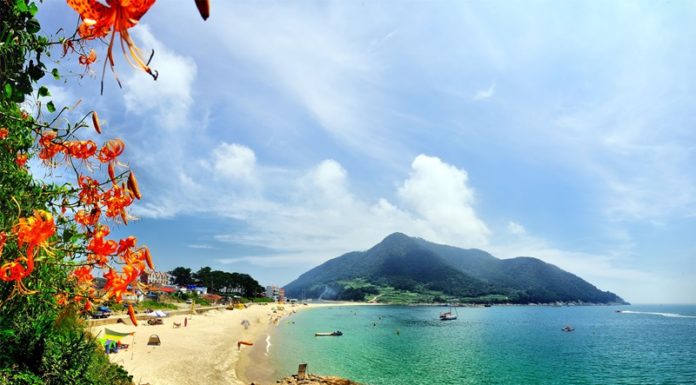 Aug. 8 designated Island Day to promote domestic tourism