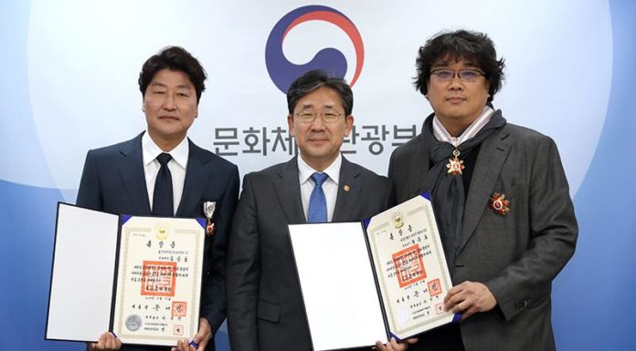 ‘Parasite’ director and actor receive nat’l culture awards