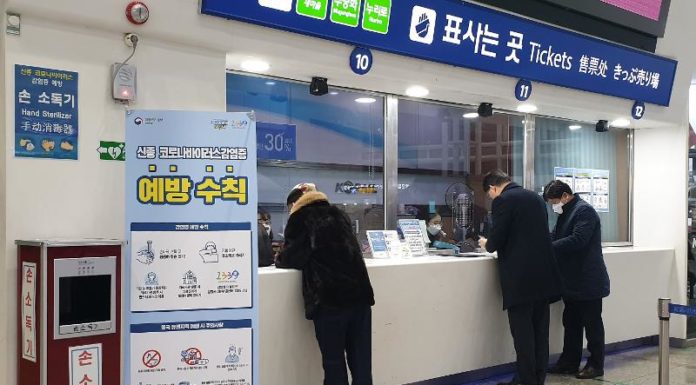 Foreign tourists laud gov’t efforts to contain COVID-19