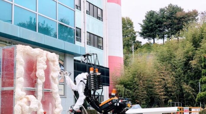 High-tech robots for responding to nuclear disaster released