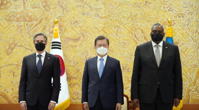 President reaffirms bilateral cooperation to 2 US secretaries