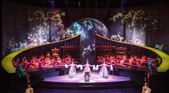 Royal court evening banquet from 1902 to be reenacted