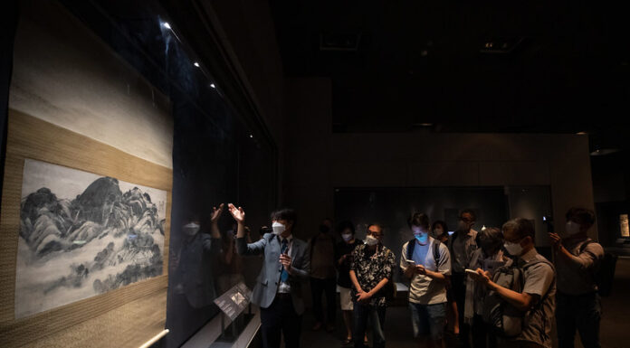 Late Samsung tycoon’s art collection showcases Korean masterpieces