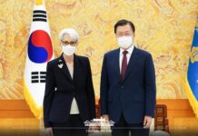 President requests resumption of US-NK dialogue to visiting diplomat